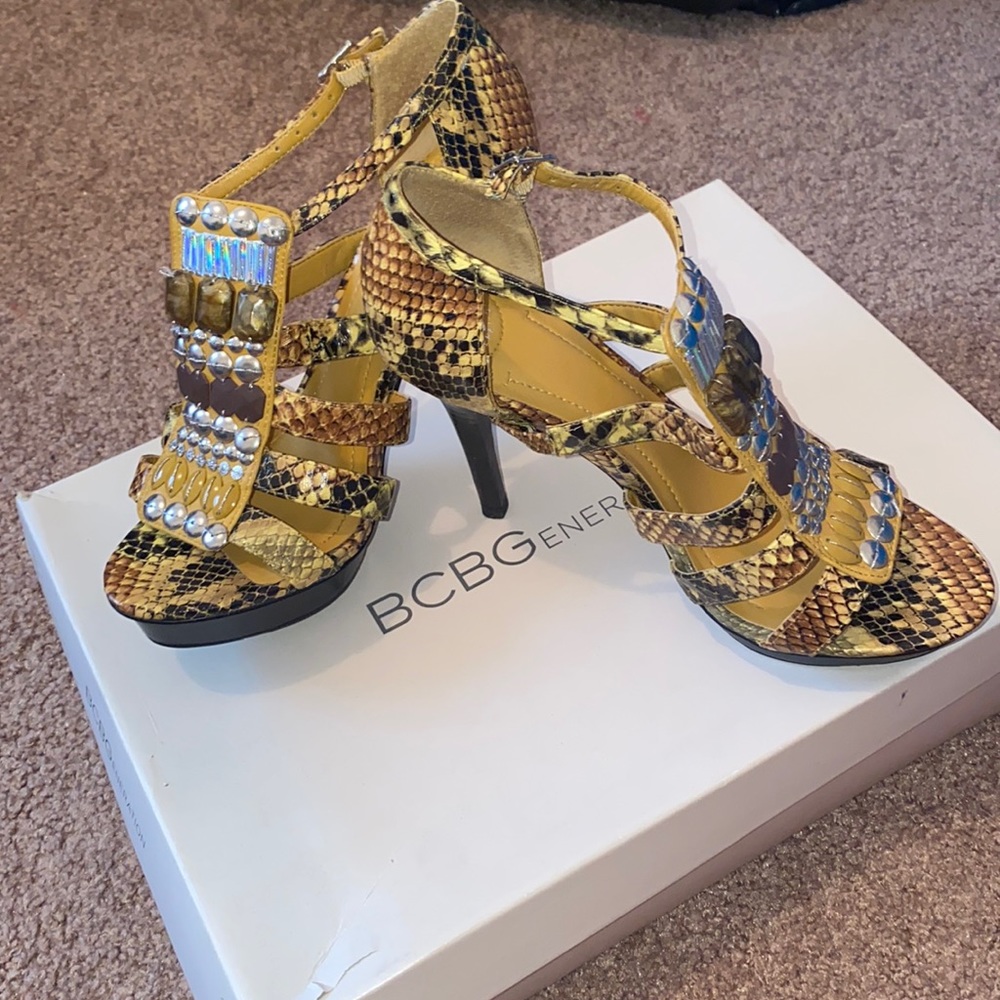 BCBG Kassidia Cora Gloss Snake Heel